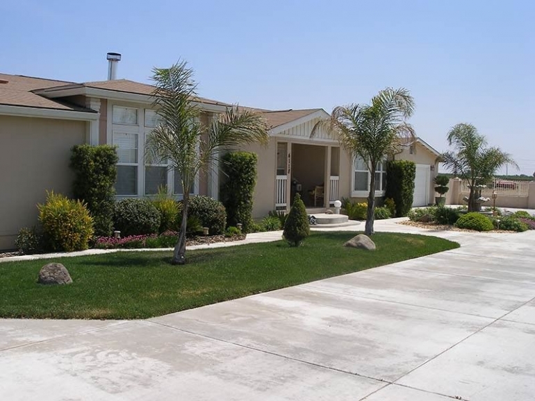 Golden West (Perris, CA) 4+ Bedroom Manufactured Home Golden Exclusive 662K for 146900 Model